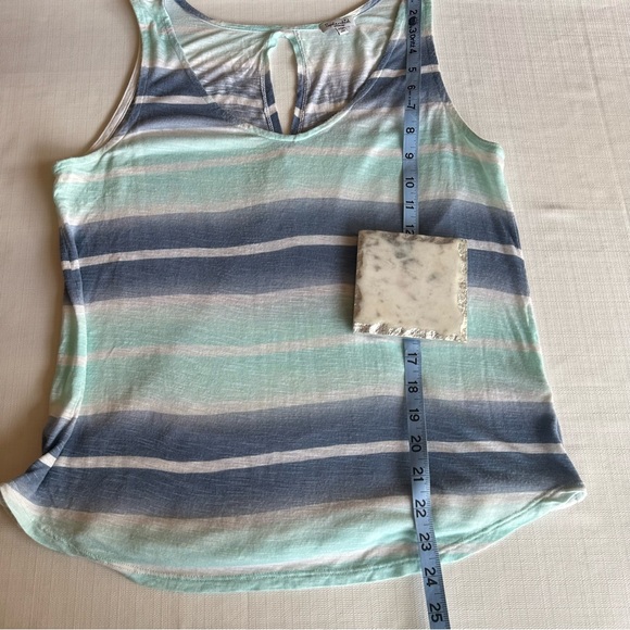 Splendid Blue Striped Surplice Back Tank - Size Medium - Picture 11 of 11